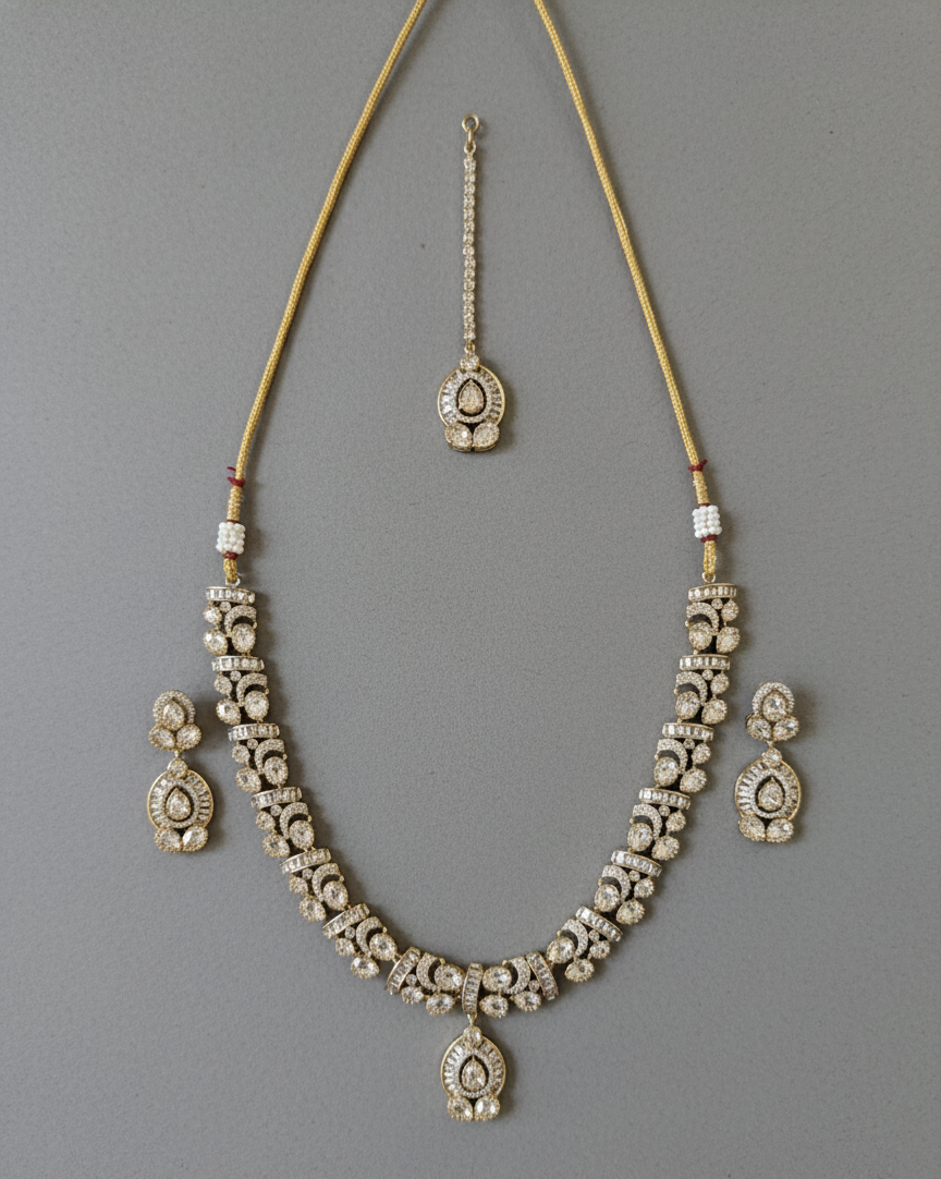 Ivory Ishira Moissanite Polki Necklace Set