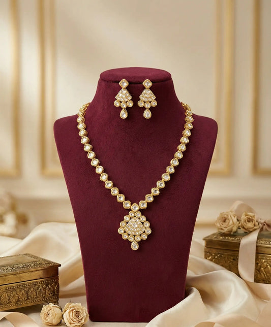 Ivory Siya Kundan Necklace Set