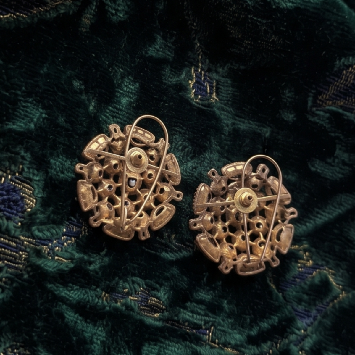 Ivory Saanchi Moissanite Studs