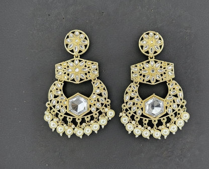 Ivory Noor Chandbalis