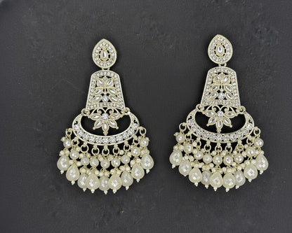 Ivory Kaira Chandbalis