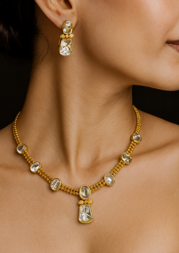 Ivory Dhrishti Kundan Set