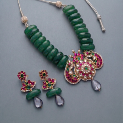 Emerald Yutika Pachi Kundan Set