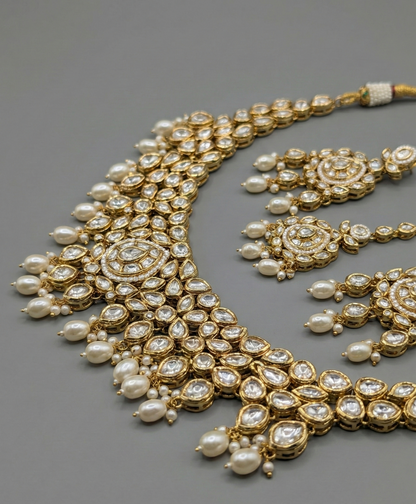 Ivory Darika Kundan Necklace Set