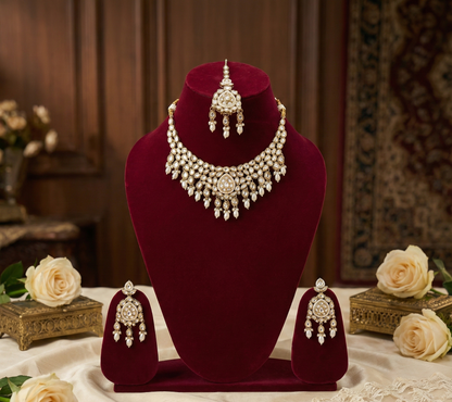 Ivory Darika Kundan Necklace Set