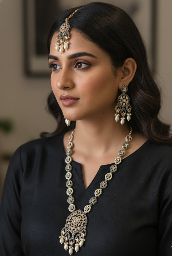 Blue Elara Antique Necklace Set