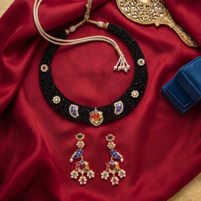 Black Devyani Pachi Kundan Set