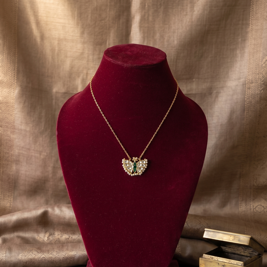 Ivory Pranita Pachi Kundan Pendant