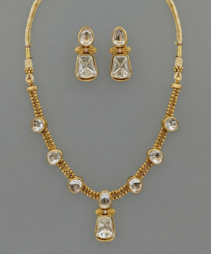 Ivory Dhrishti Kundan Set