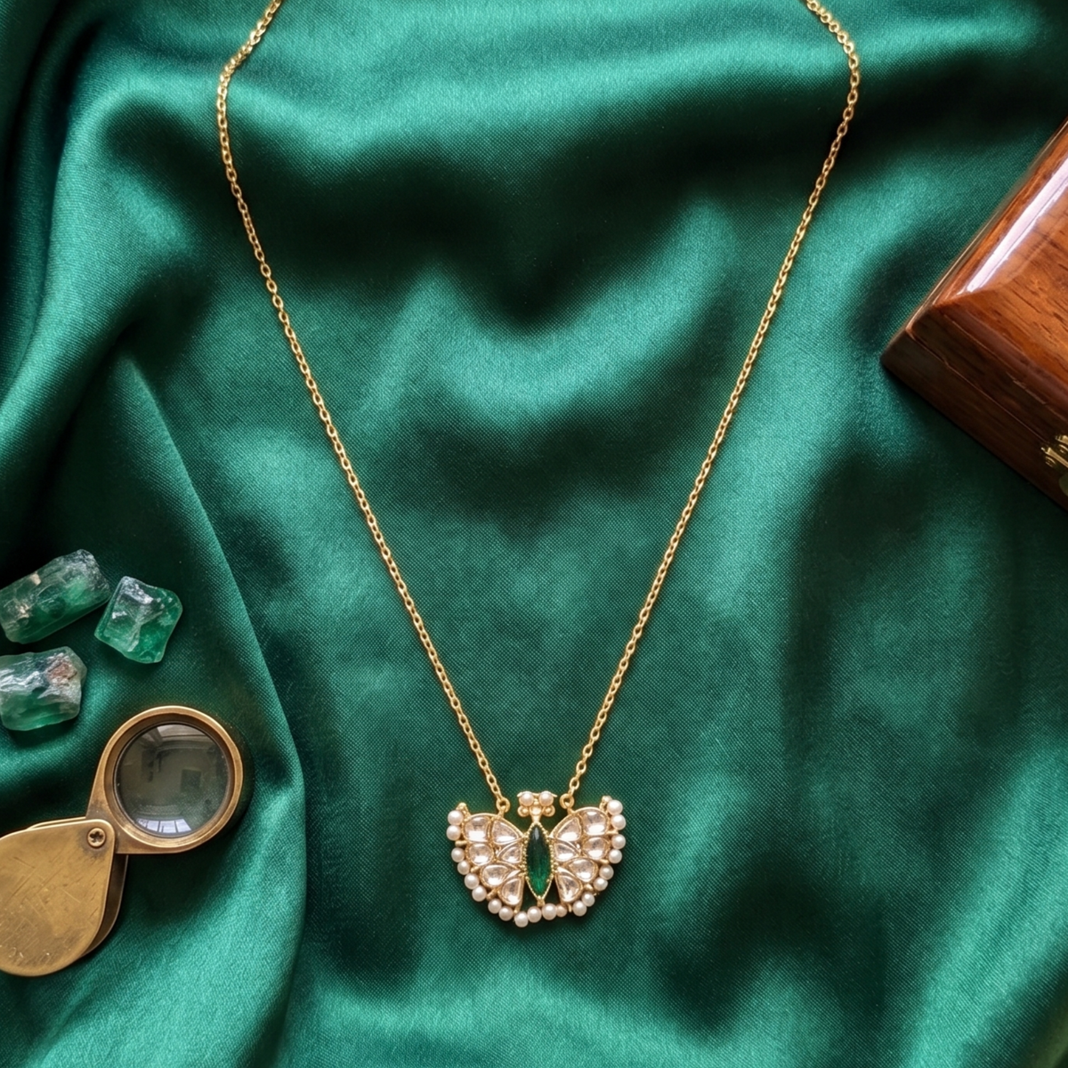 Ivory Pranita Pachi Kundan Pendant