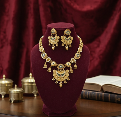 Multicolor Pingala Antique Set