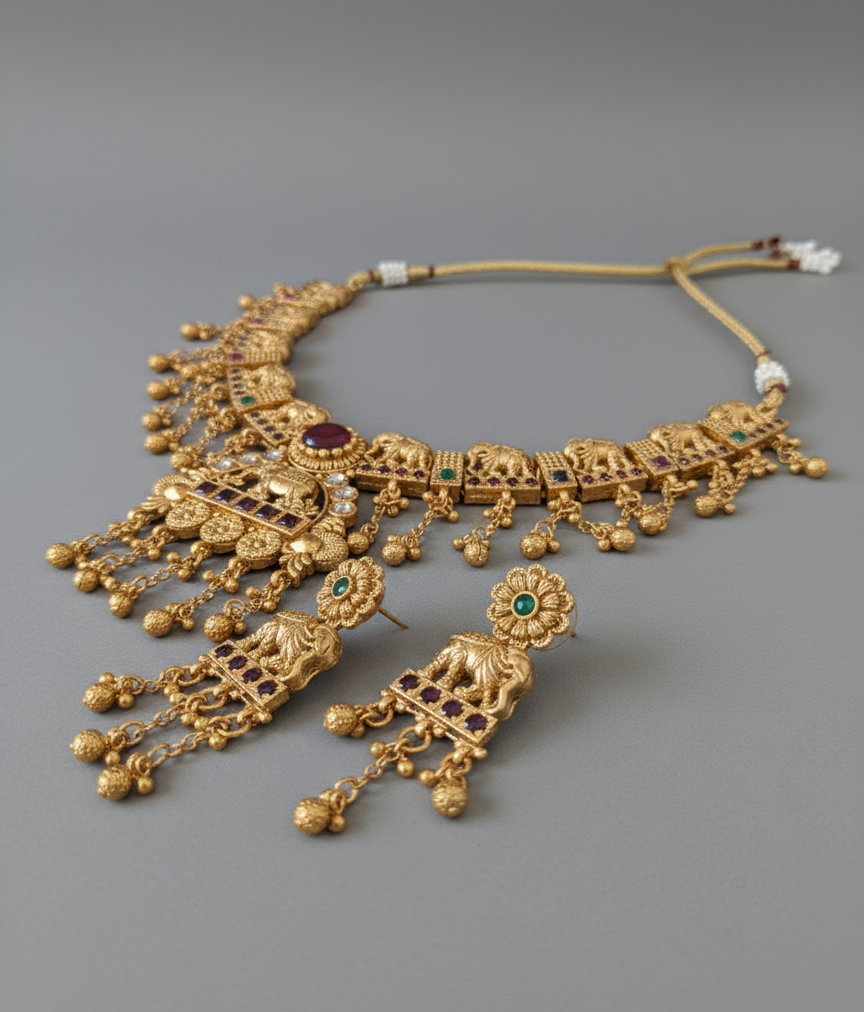 Multicolor Sharda Rajwadi Antique Necklace Set