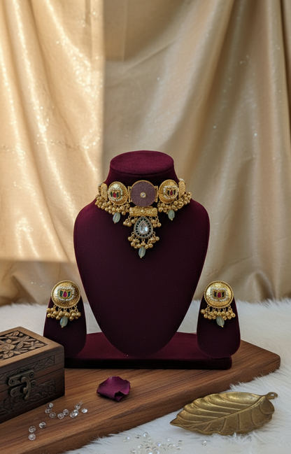 Gold Meera Rajwadi Choker Set