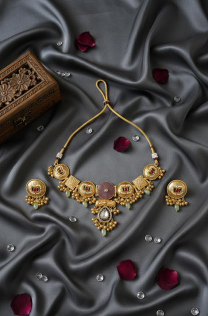 Gold Meera Rajwadi Choker Set