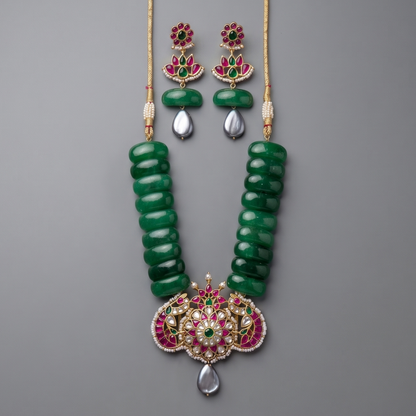 Emerald Yutika Pachi Kundan Set