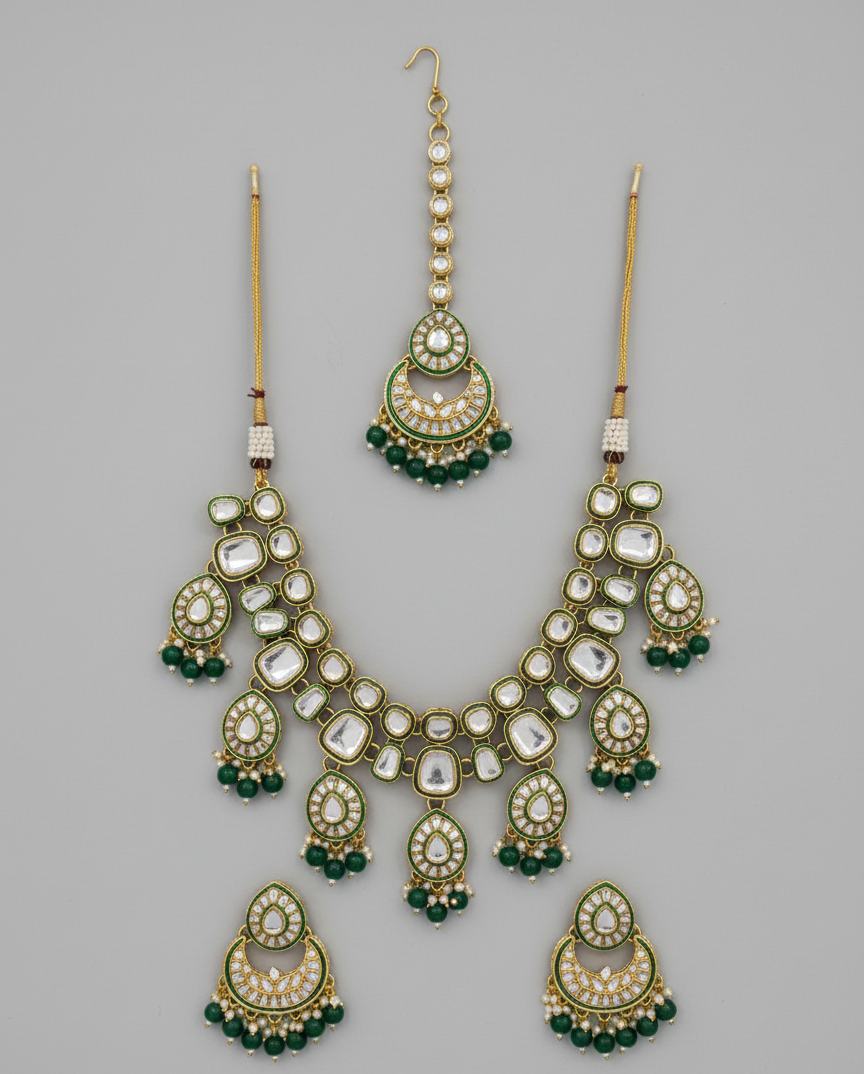 Green Naira Kundan Necklace Set