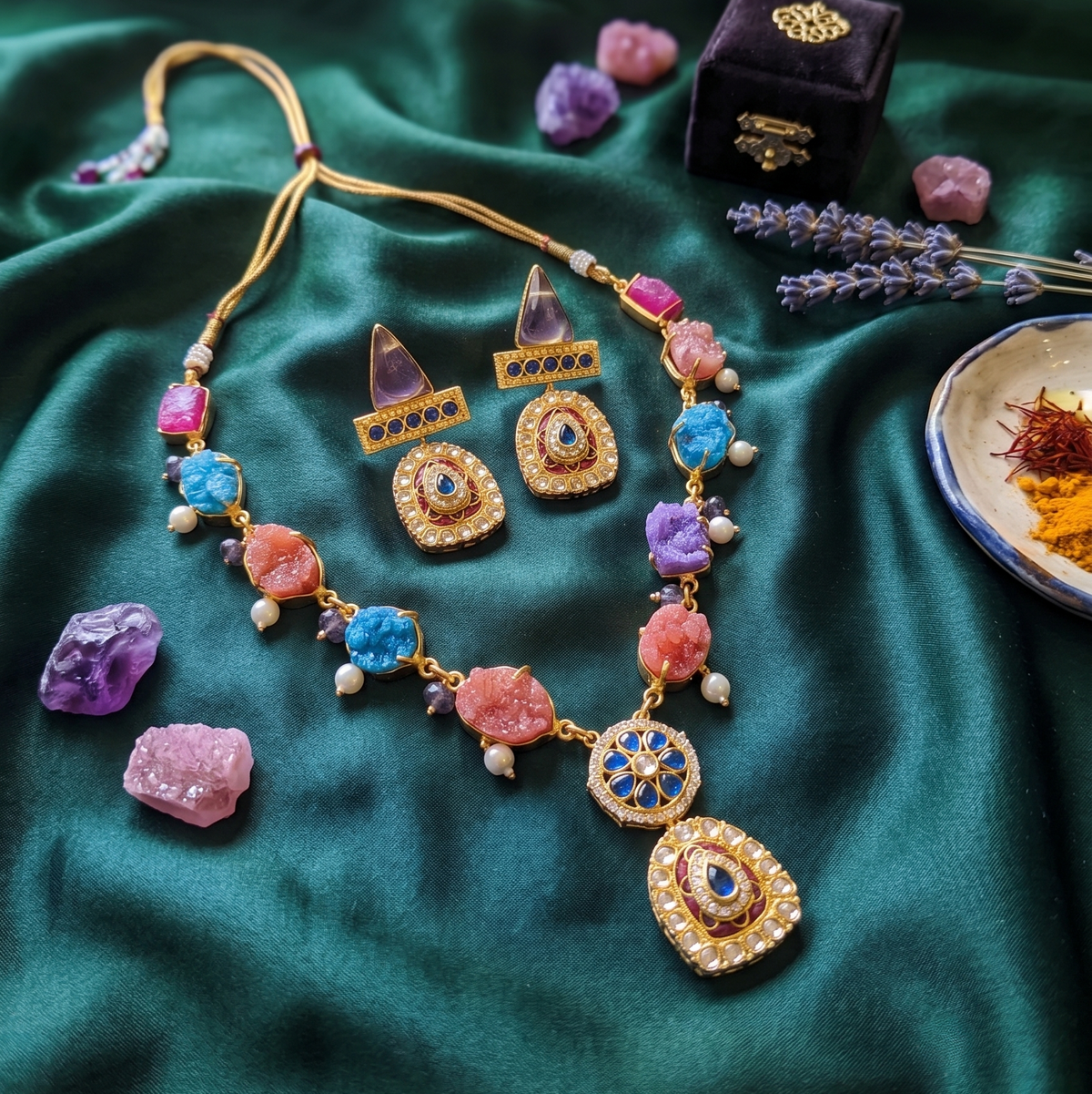 Multicolor Ojasvi Pachi Kundan Set