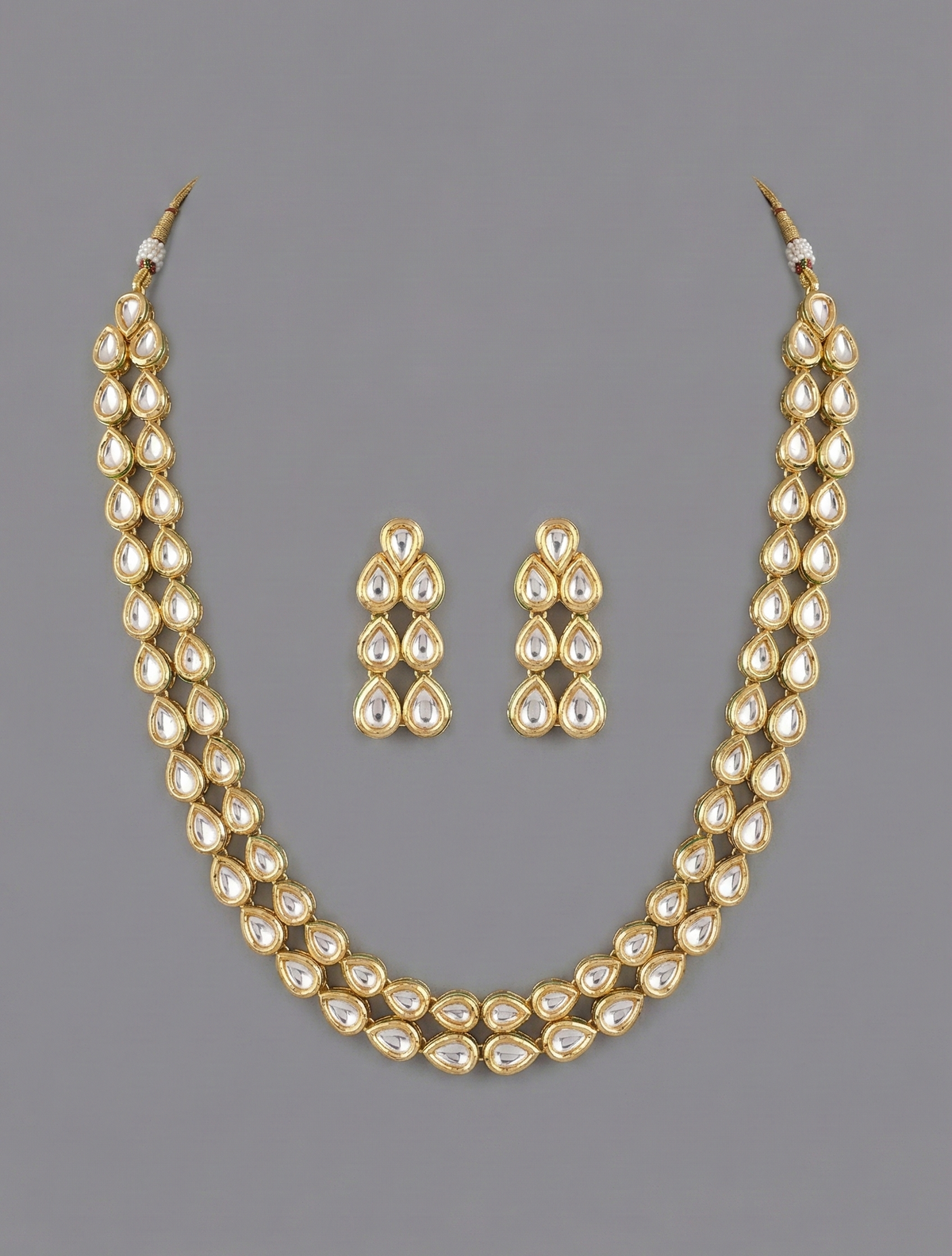 Ivory Deetya Kundan Set