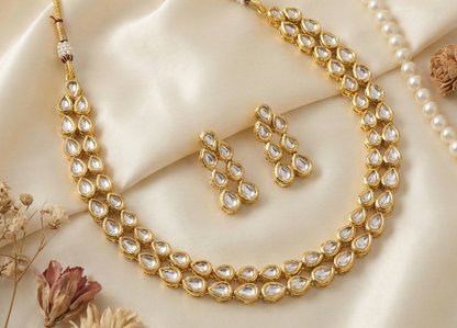 Ivory Deetya Kundan Set