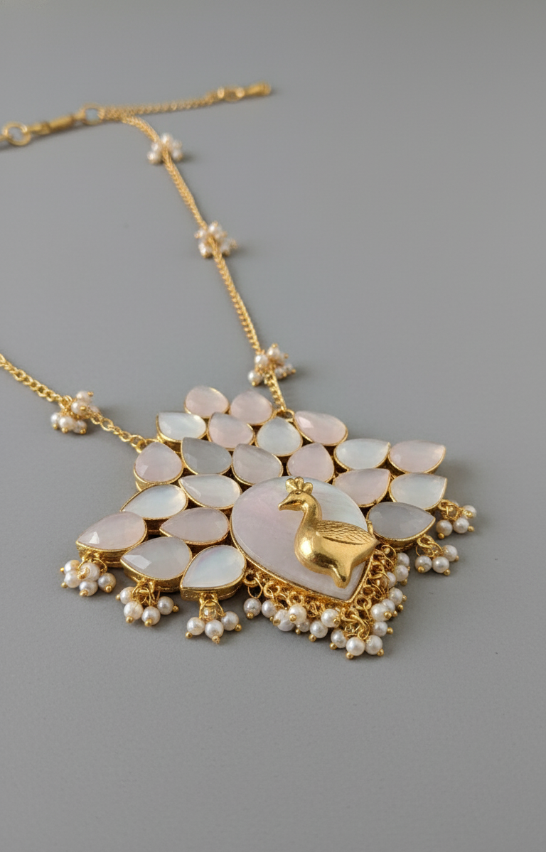 Ivory Meira Kundan Rajwadi Necklace Set