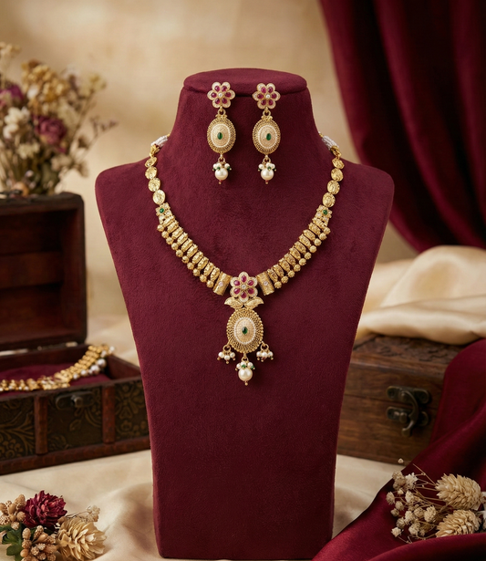 Golden Yuvika Antique Necklace Set