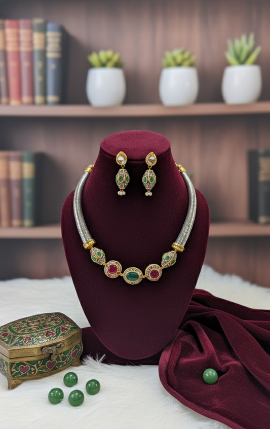 Dual Tone Meera Kundan Antique Necklace Set