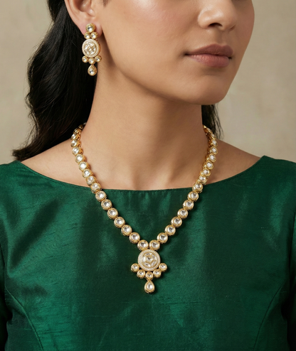 Ivory Vedika Kundan Necklace Set