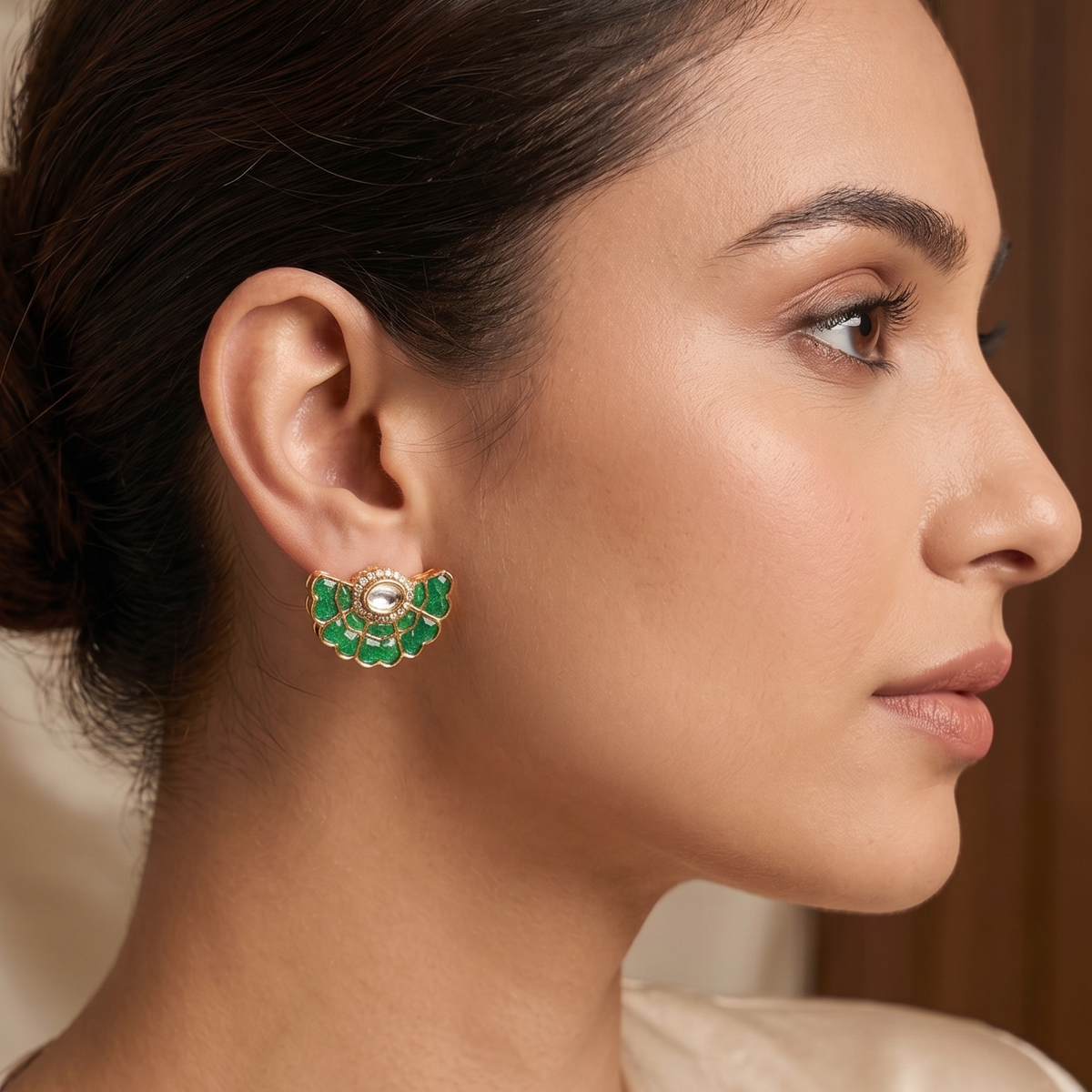 Emerald Saisha Studs