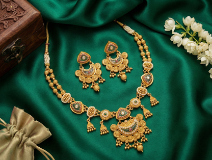 Multicolor Pingala Antique Set